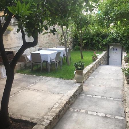 House Garden Modica Apartment Luaran gambar